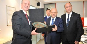 bilim-sanayi-ve-toknoloji-bakani-fikri-isik-demirdokum-fabrikasini-ziyaret-etti