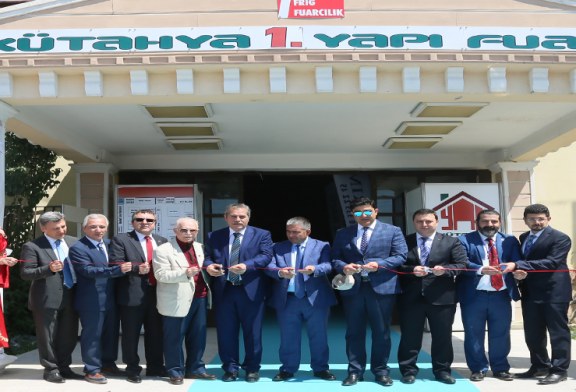 Arap ve Afrikalılar, Kütahya’ya akın etti